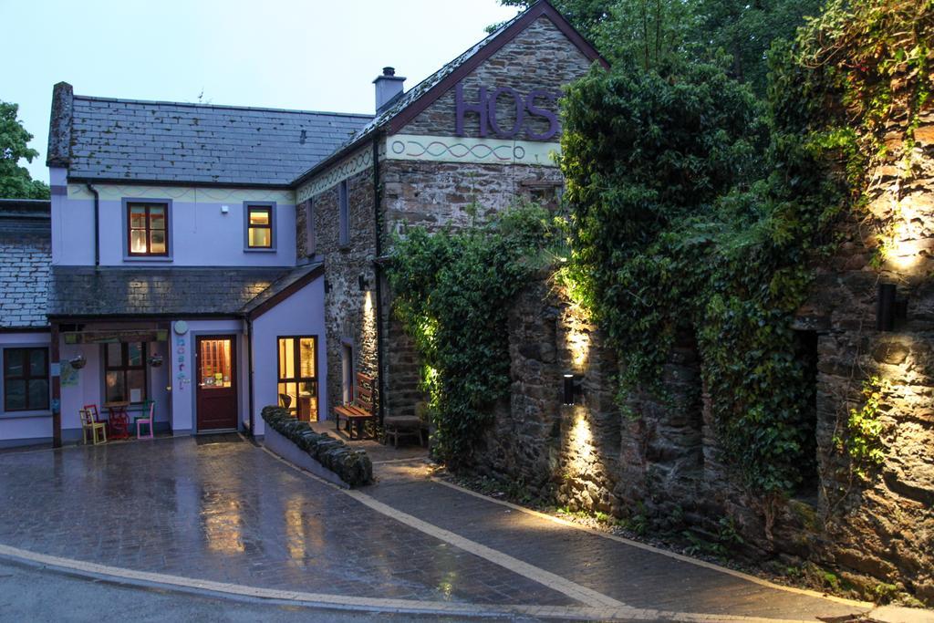 Moville Boutique Hostel & Apartments Экстерьер фото