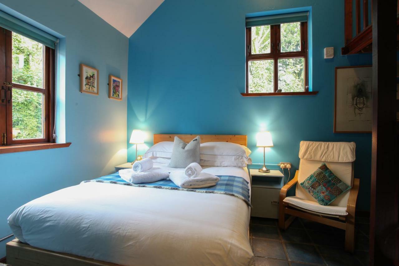 Moville Boutique Hostel & Apartments Экстерьер фото