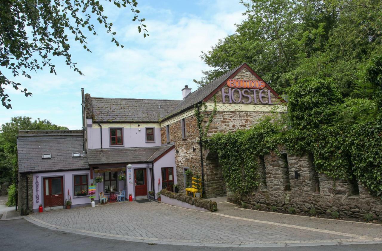 Moville Boutique Hostel & Apartments Экстерьер фото
